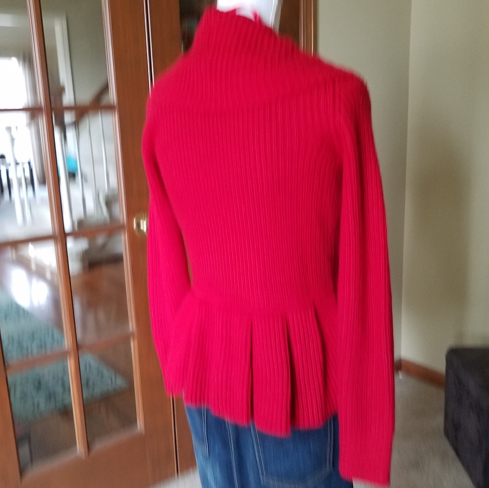 Red Ruffle Trim Front Closure Cardigan Like NEW - Picture 8 of 14
